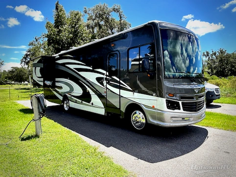 Used 2019 Fleetwood Bounder 33C Featured Photo
