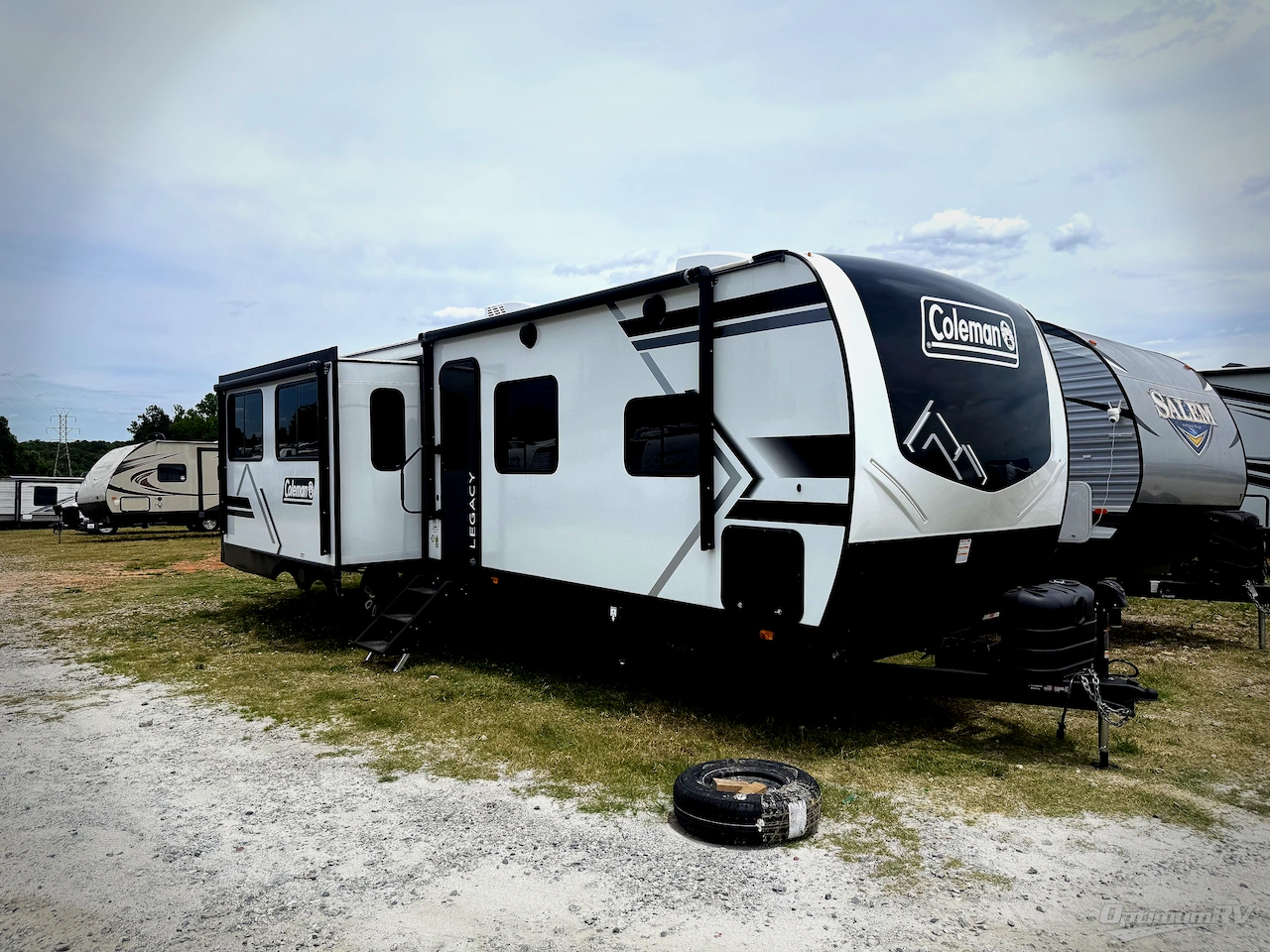 2026 Keystone Coleman Legacy 2950RL Photo 1