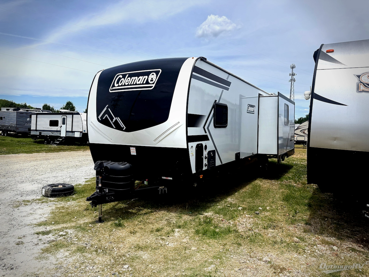 2026 Keystone Coleman Legacy 2950RL Photo 4