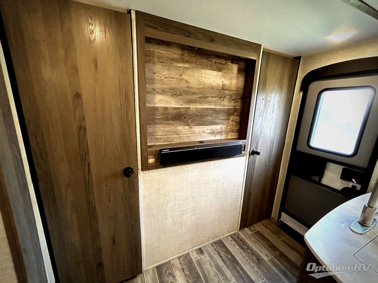 2022 Gulf Stream Friendship 268BH Photo 8