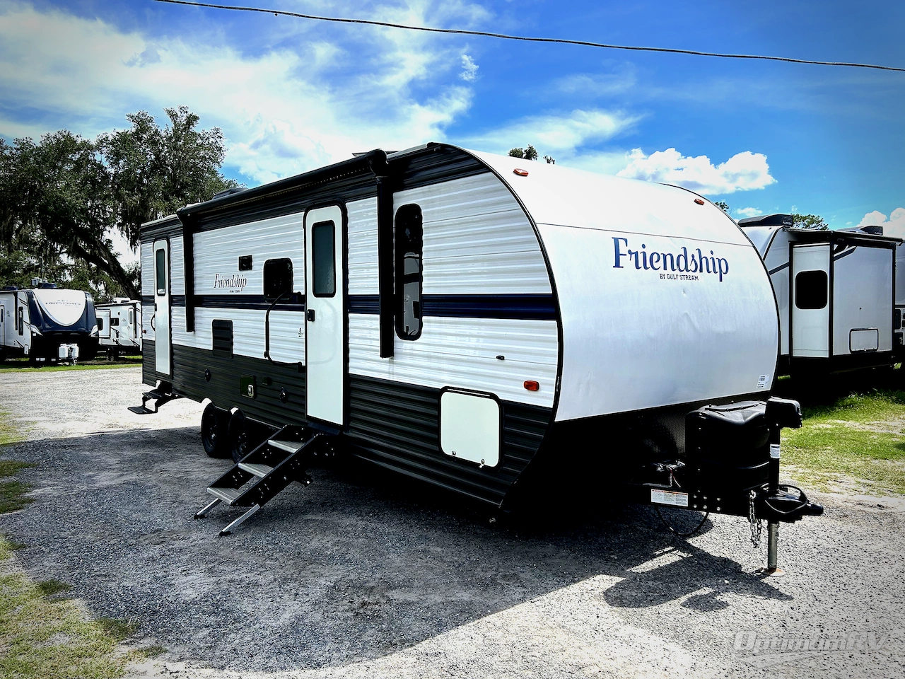 2022 Gulf Stream Friendship 268BH Photo 1