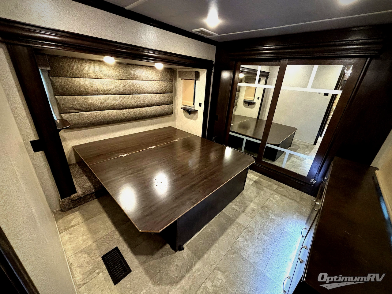 2019 Forest River Cedar Creek Hathaway Edition 38DBRK Photo 8