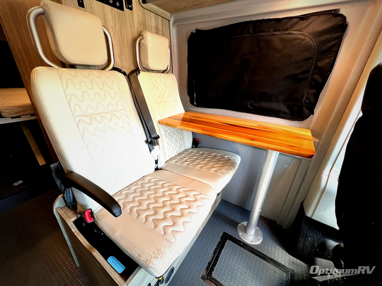 2022 Winnebago Solis 59PX Photo 12