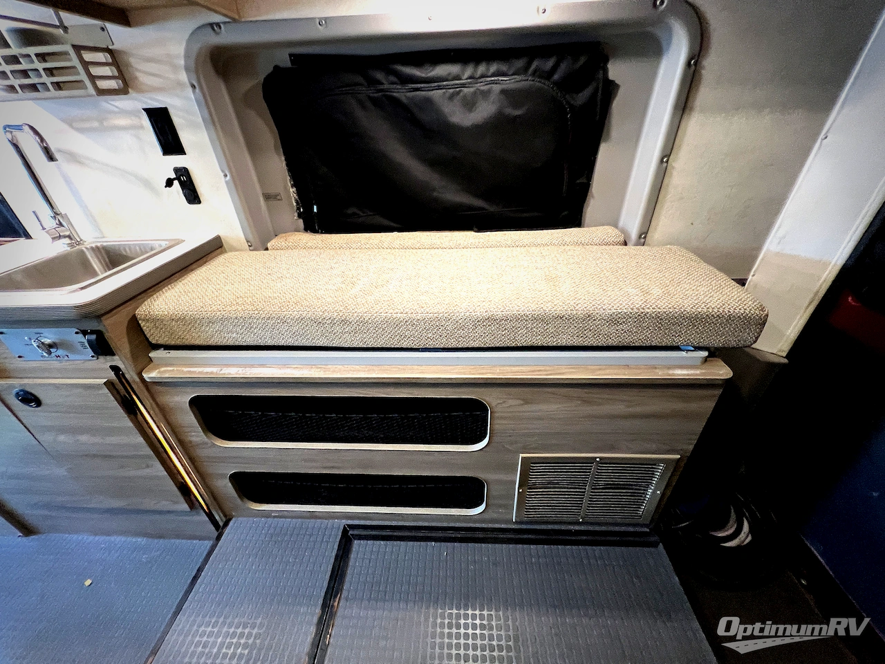2022 Winnebago Solis 59PX Photo 30