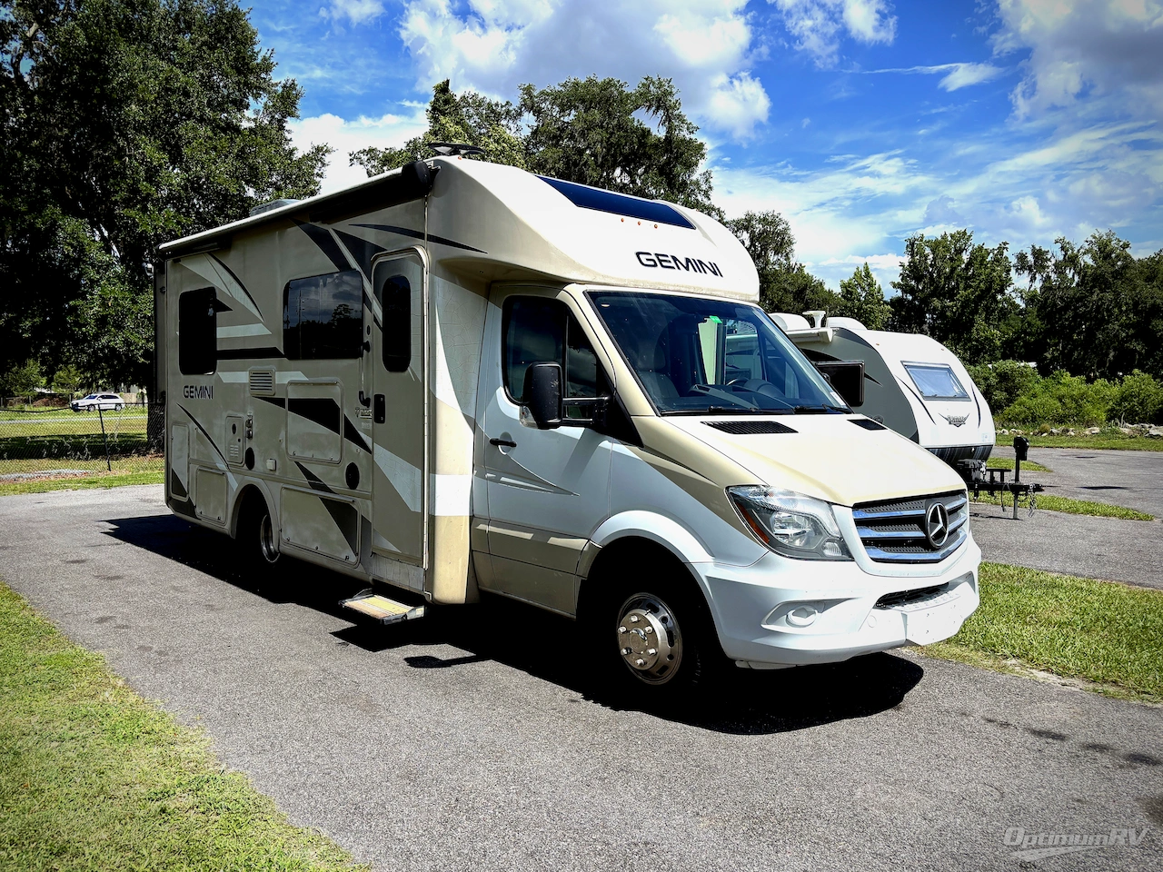 2018 Thor Gemini 24TF Photo 1