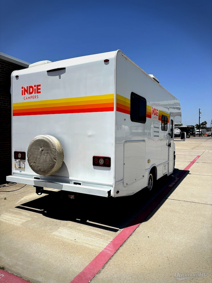 2024 Thor Four Winds 22E Photo 3