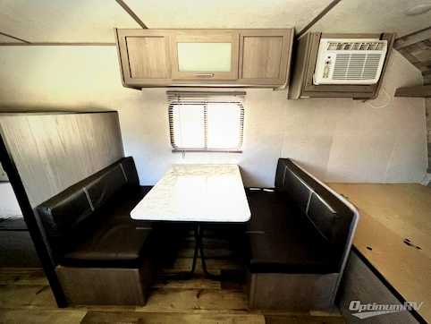 2023 Dutchmen Coleman 17B RV Photo 2