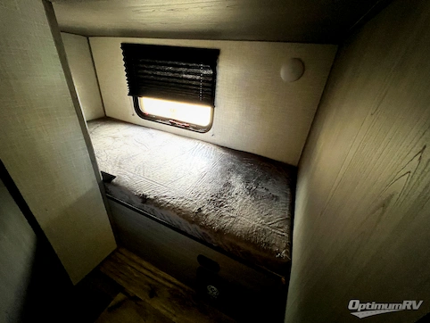 2023 Dutchmen Coleman 17B RV Photo 4