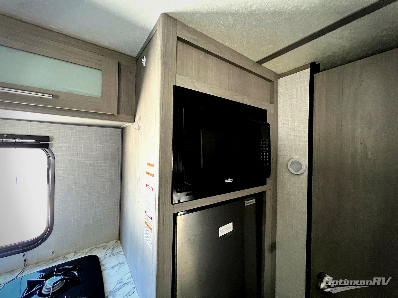 2023 Dutchmen Coleman 17B Photo 11