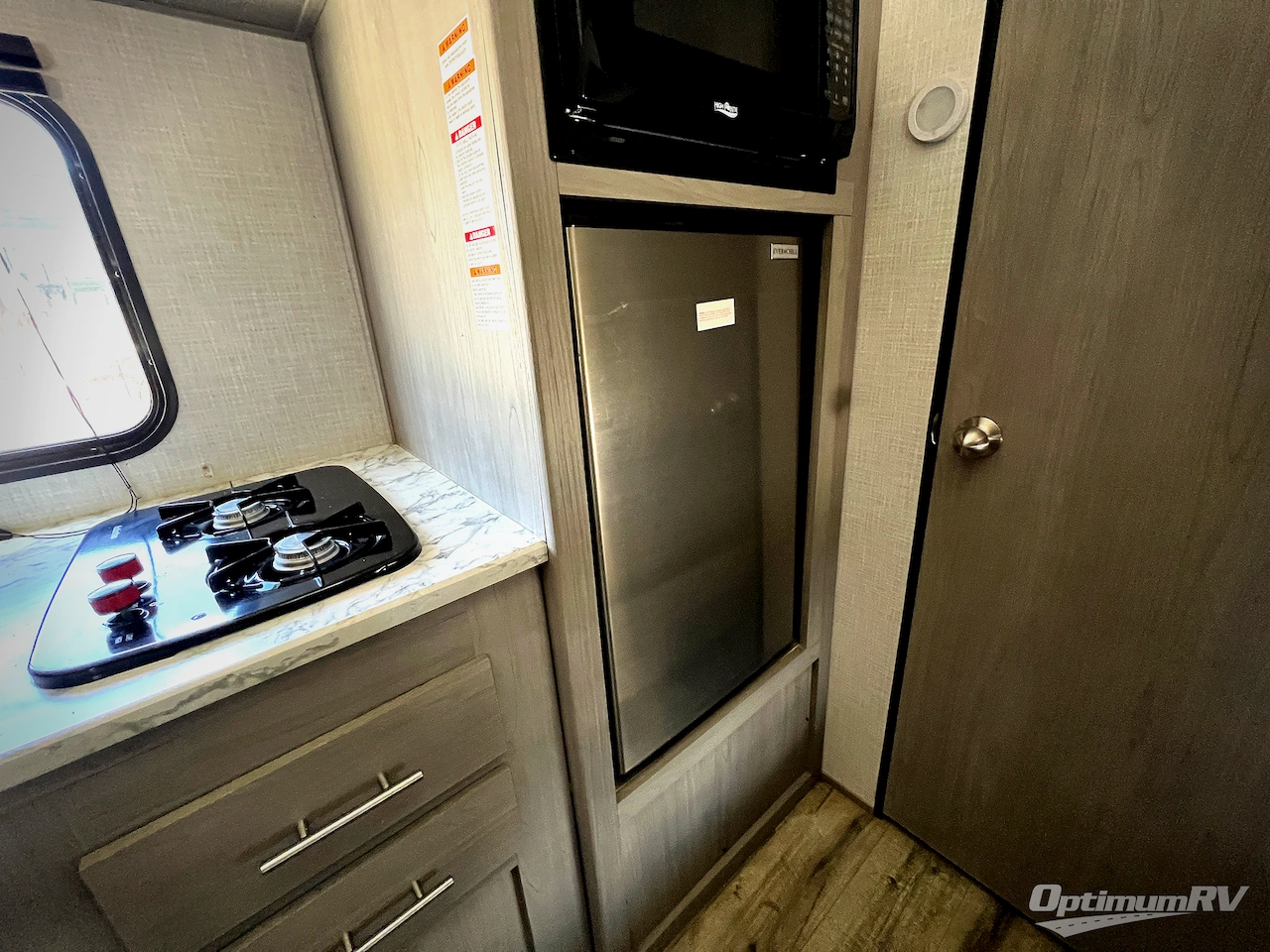 2023 Dutchmen Coleman 17B Photo 12