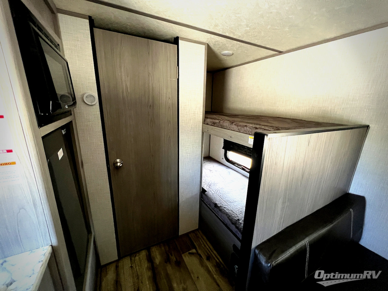 2023 Dutchmen Coleman 17B Photo 14