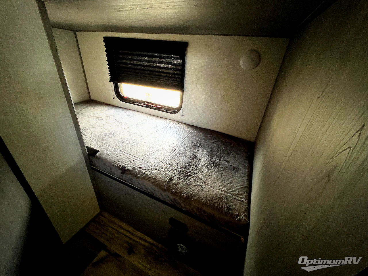 2023 Dutchmen Coleman 17B Photo 16