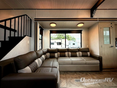 2023 Forest River Salem Grand Villa 42VIEW RV Photo 2