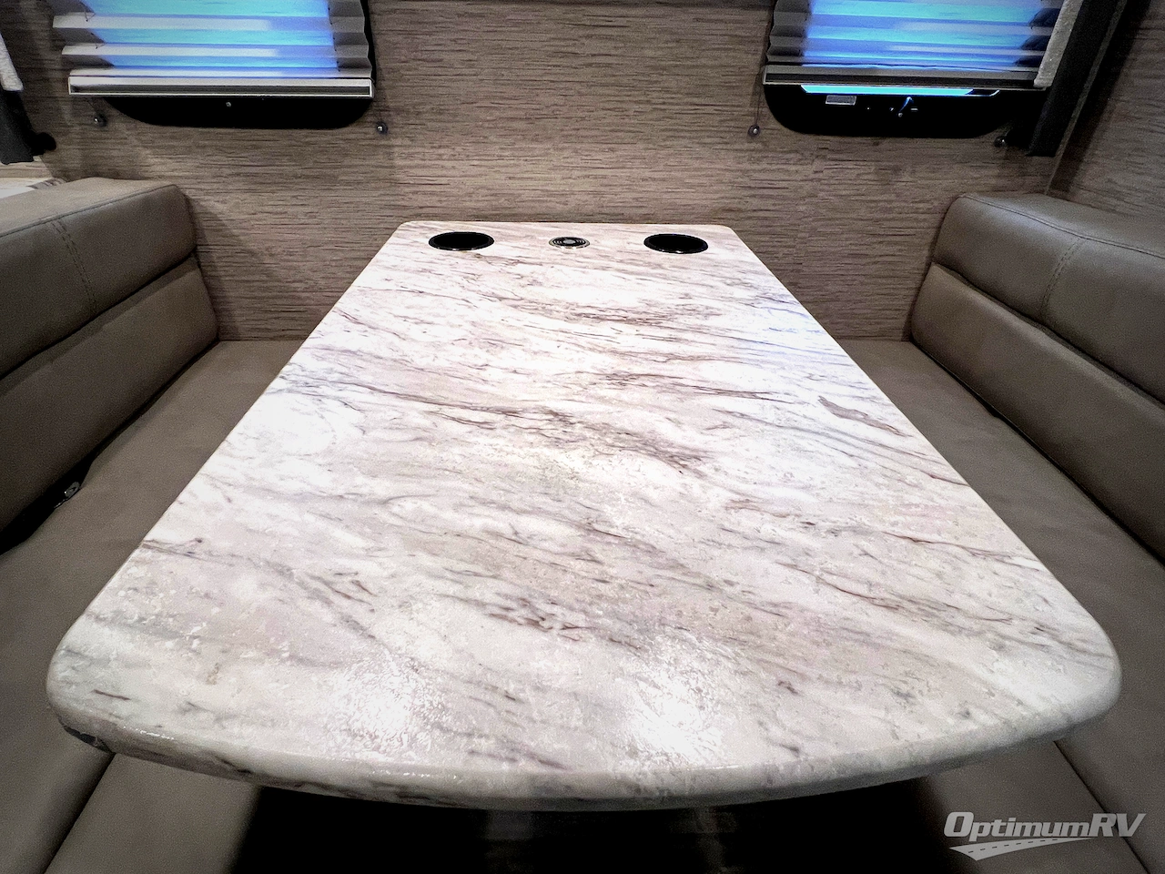 2023 Thor Freedom Traveler 30A Photo 21