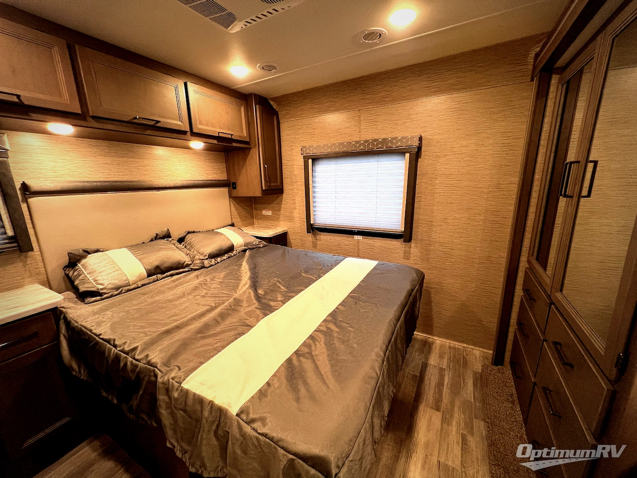 2023 Thor Freedom Traveler 30A Photo 37