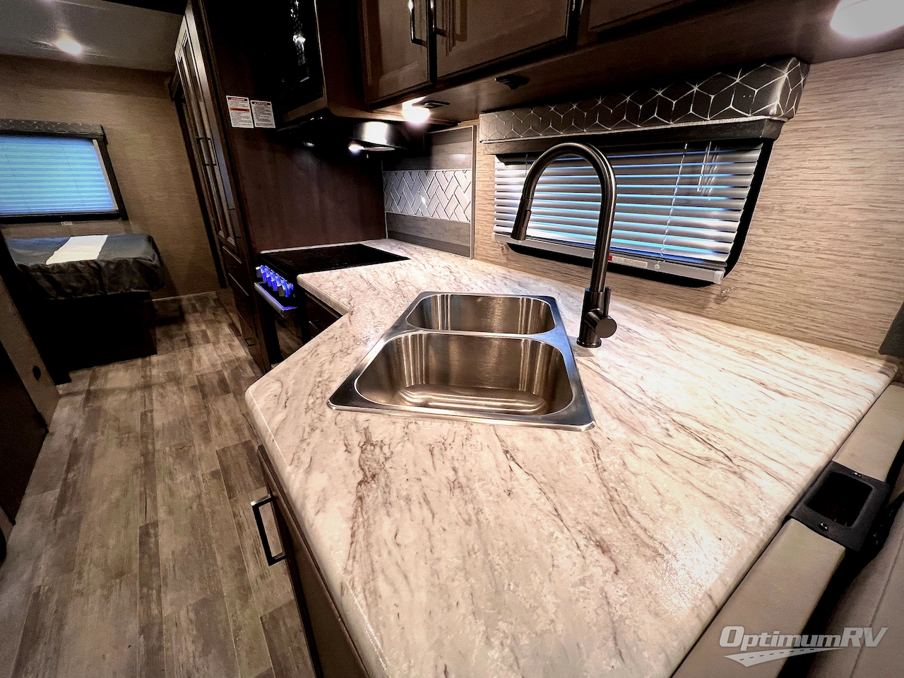 2023 Thor Freedom Traveler 30A Photo 31