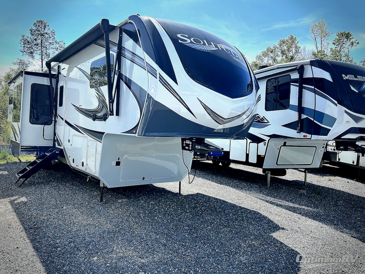 2022 Grand Design Solitude 375RES R Photo 1