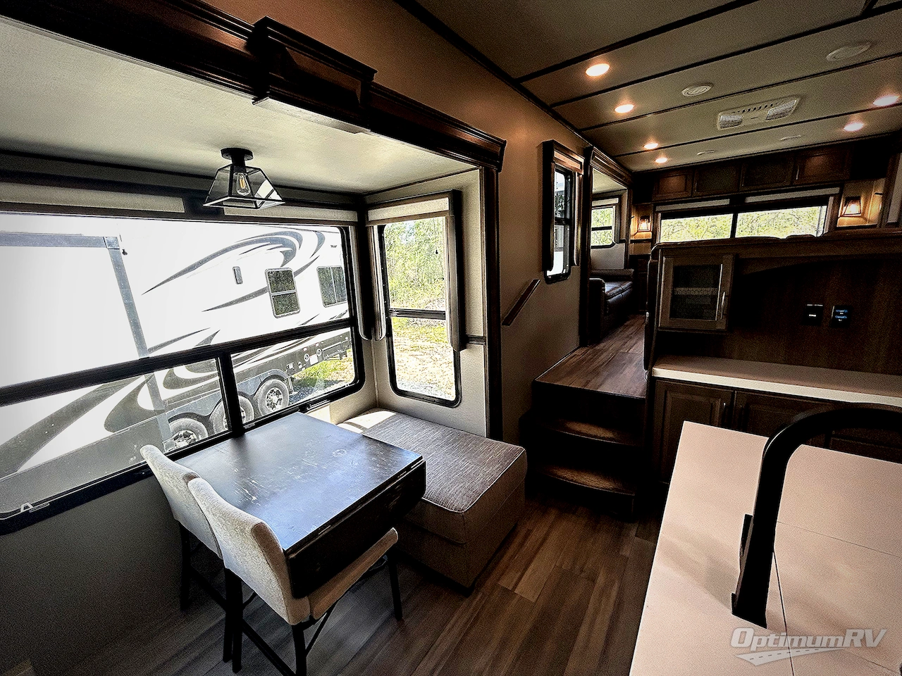 2022 Grand Design Solitude 375RES R Photo 17