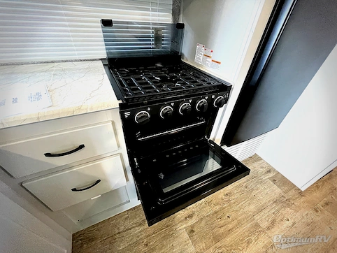 2021 Forest River Vibe 33BH RV Photo 3