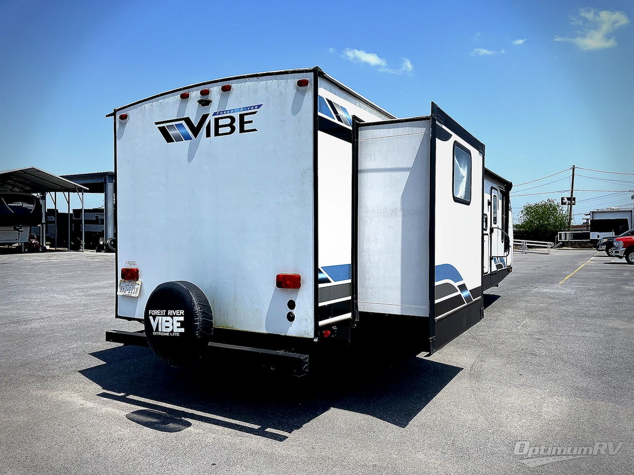 2021 Forest River Vibe 33BH Photo 2