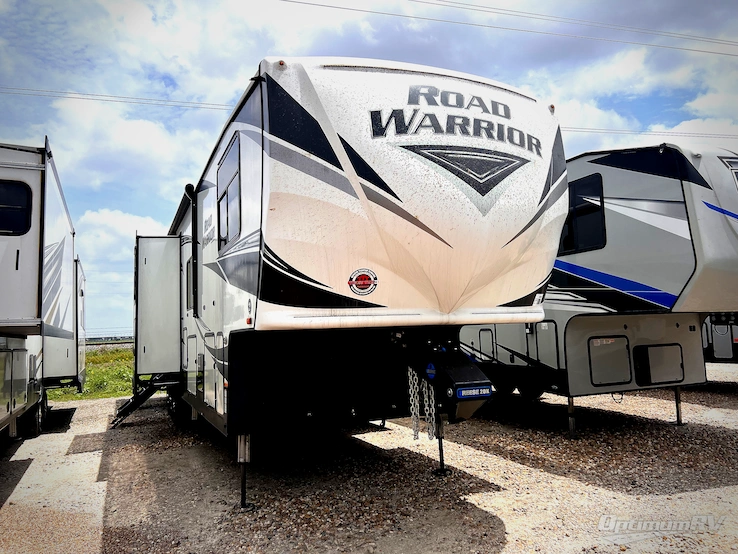 2019 Heartland Road Warrior 430 RV Photo 1