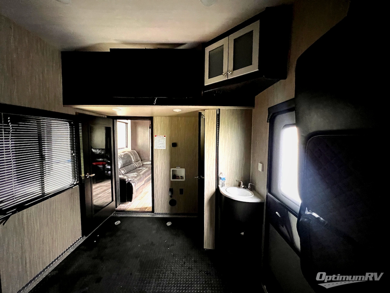 2019 Heartland Road Warrior 430 Photo 16