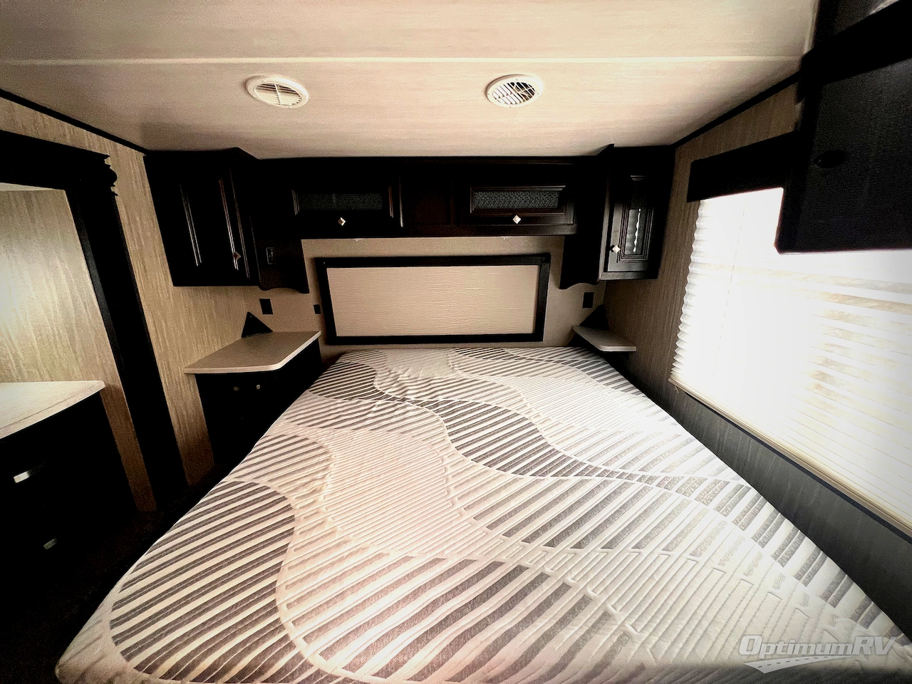 2019 Heartland Road Warrior 430 Photo 20
