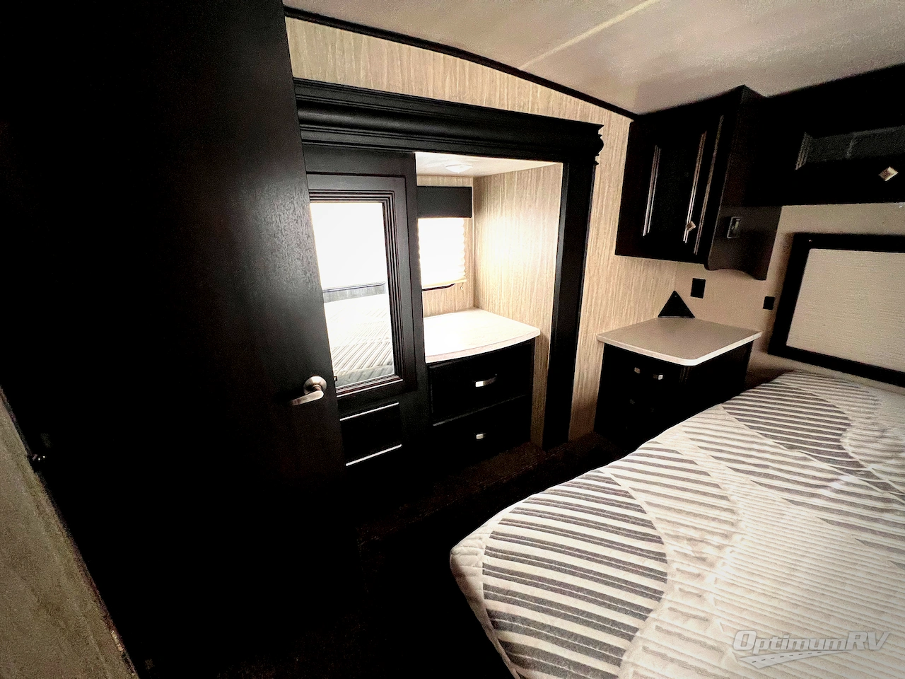 2019 Heartland Road Warrior 430 Photo 21