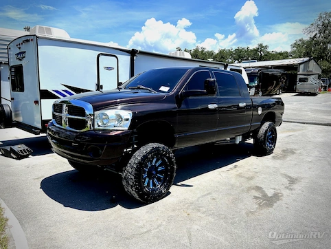 2008 Dodge RAM 2500 RV Photo 2