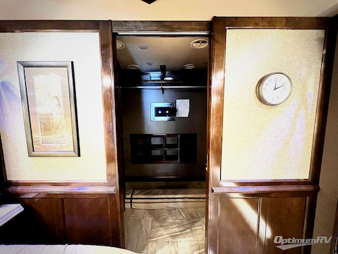 2018 Tiffin Allegro Bus 40AP RV Photo 4