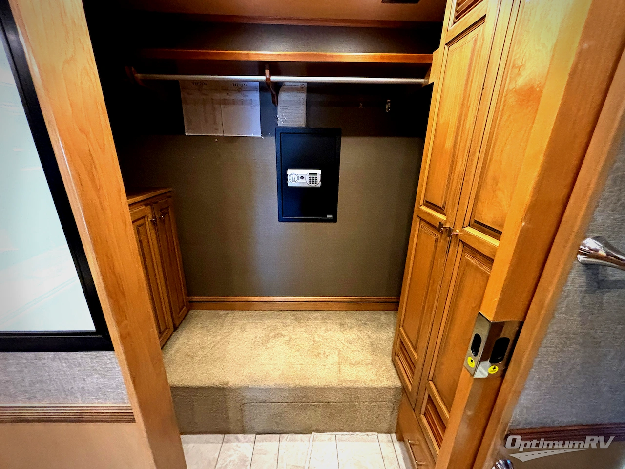 2019 Tiffin Phaeton 44OH Photo 24