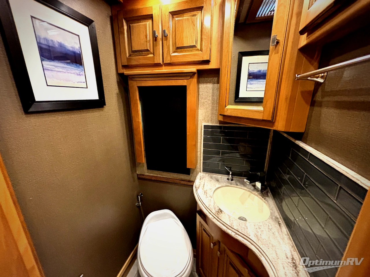 2019 Tiffin Phaeton 44OH Photo 17