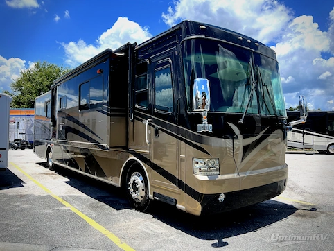 Used 2004 Thor Mandalay 40D Featured Photo