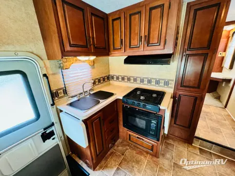 2011 Forest River Sunseeker 3120DS RV Photo 3