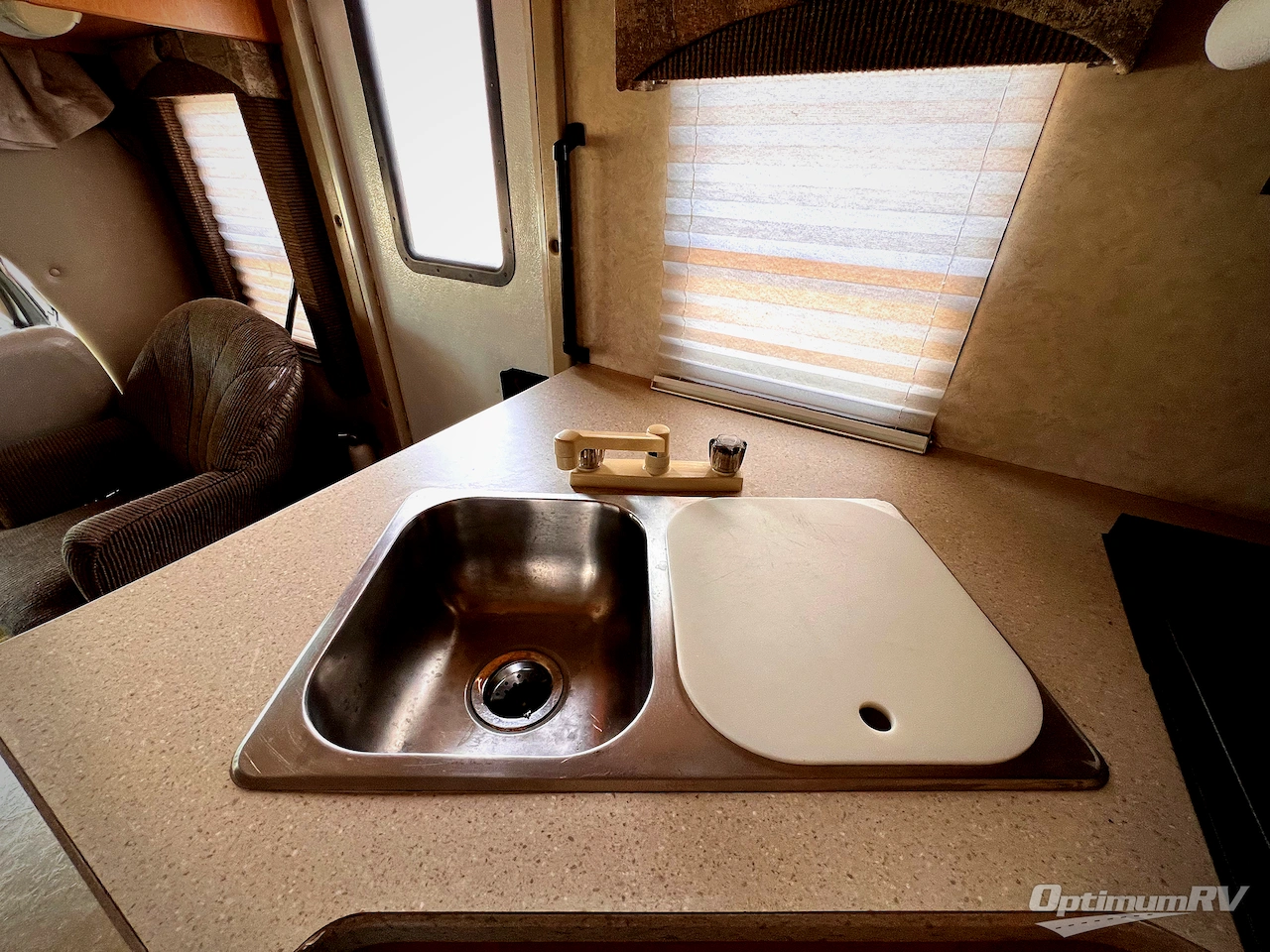 2006 Coachmen Freelander Premier 3150 SS Photo 11