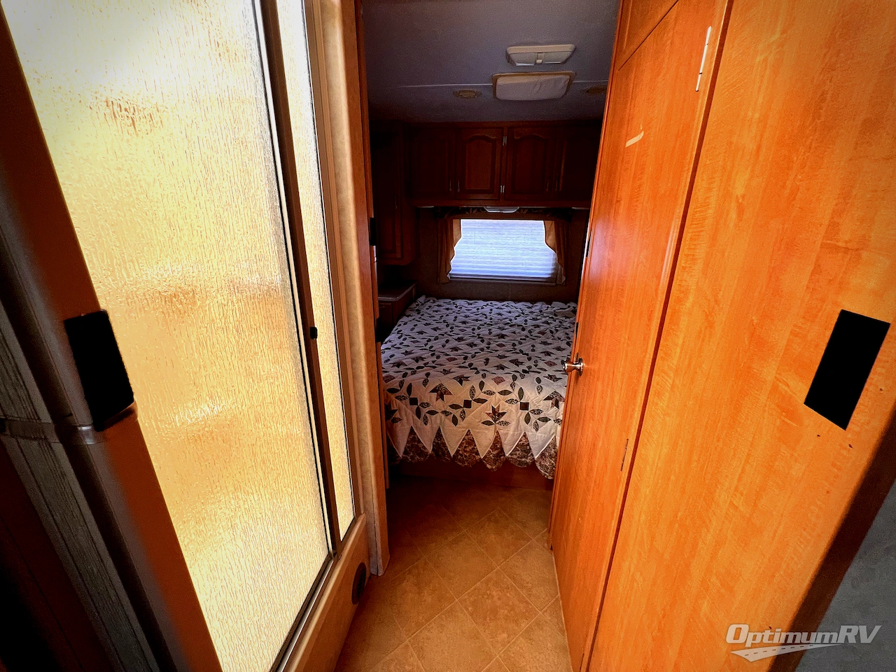 2006 Coachmen Freelander Premier 3150 SS Photo 16