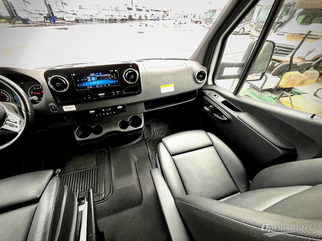 2020 Tiffin Wayfarer 25RW Photo 10