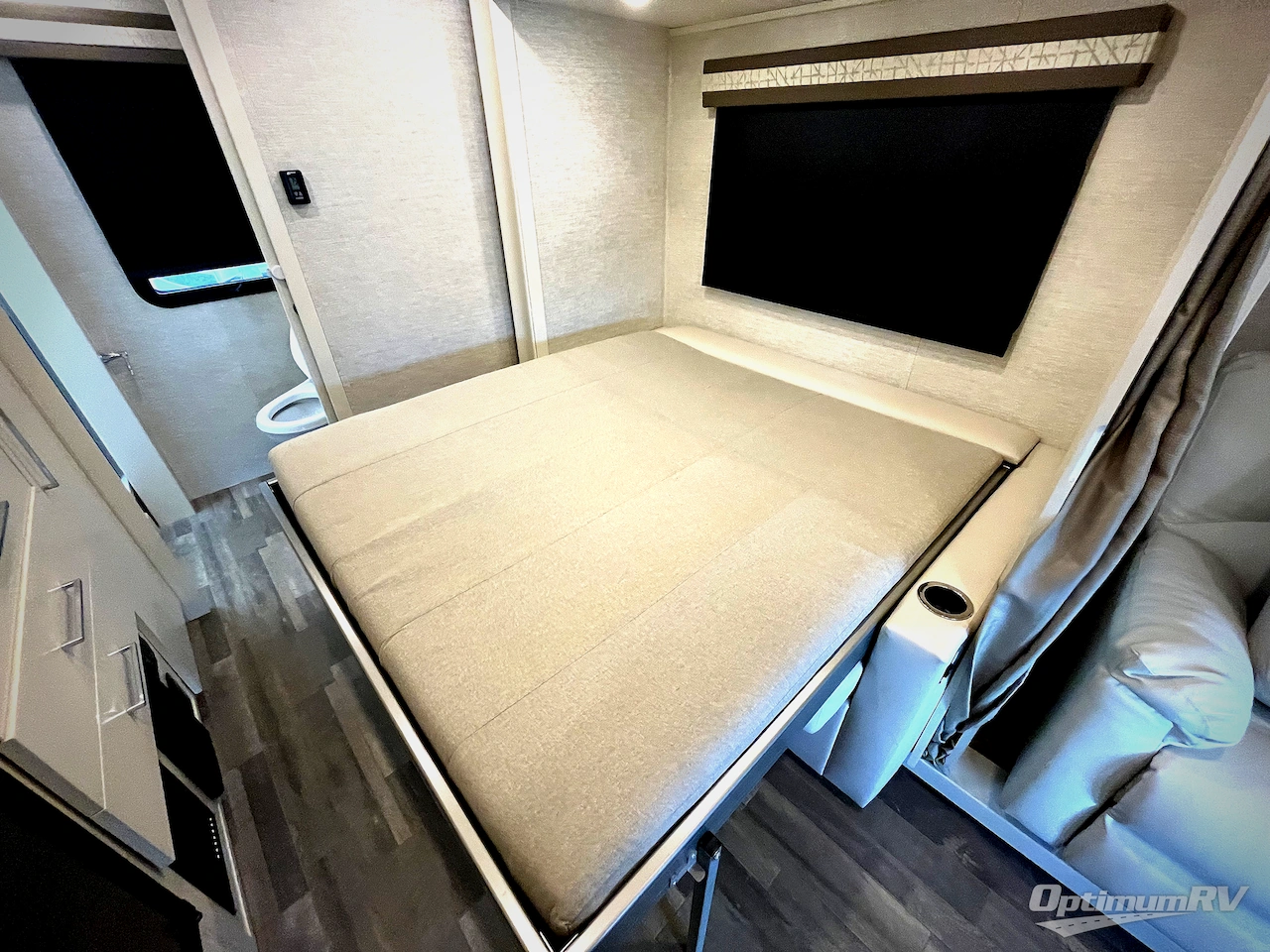 2020 Tiffin Wayfarer 25RW Photo 14