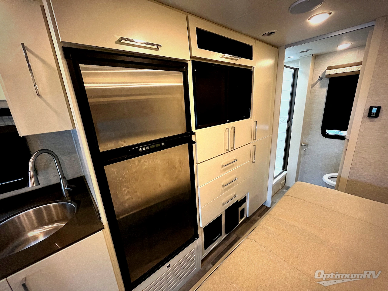 2020 Tiffin Wayfarer 25RW Photo 15