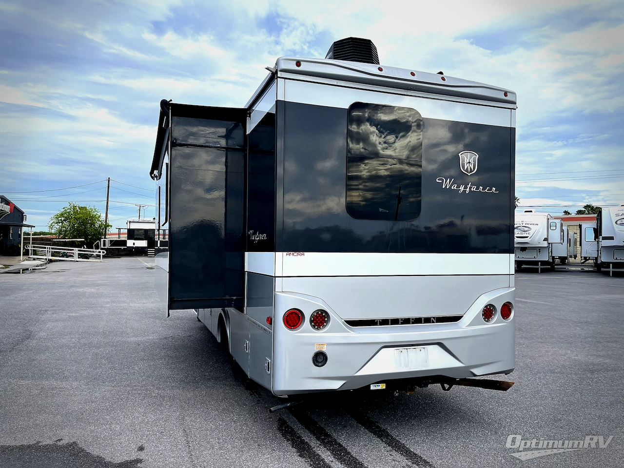 2020 Tiffin Wayfarer 25RW Photo 3