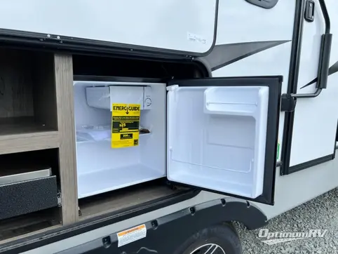 2022 Keystone Cougar Half-Ton 30RKD RV Photo 4