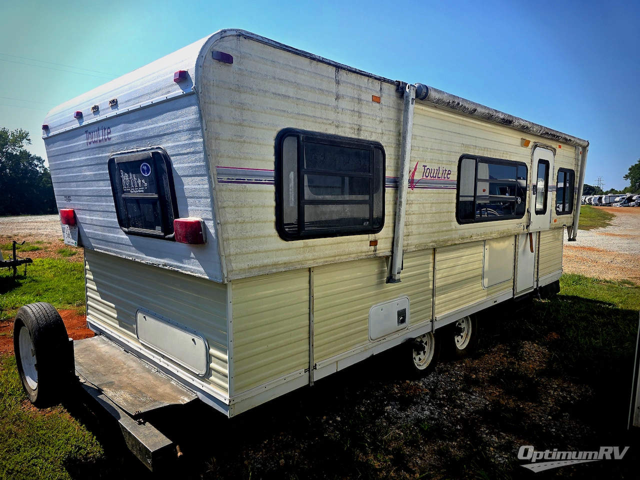 1999 Hi-Lo Trailer Towlite 294T Photo 2