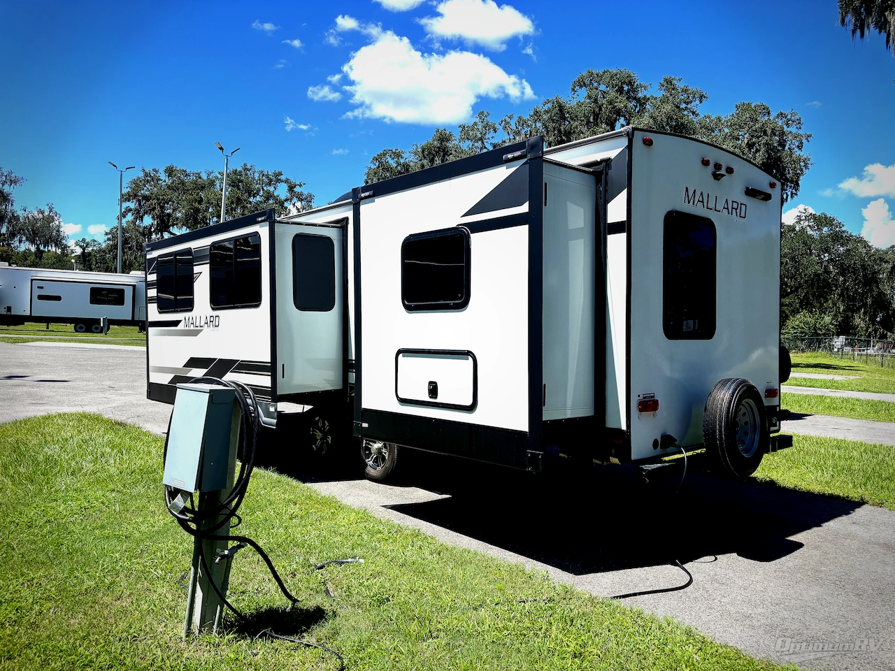 2023 Heartland Mallard 267FK Photo 3