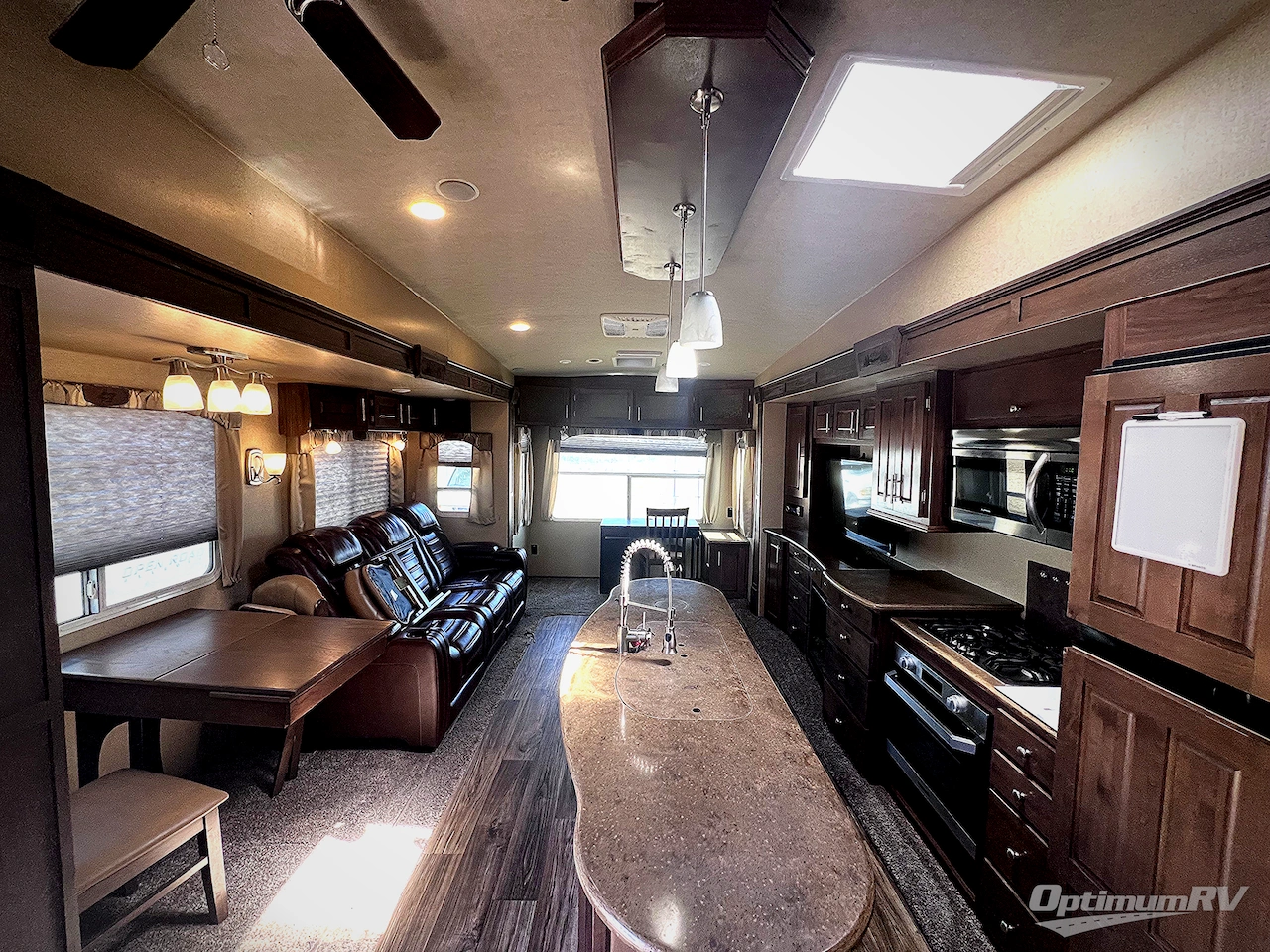 2020 Northwood Arctic Fox Grande Ronde 35-5Z Photo 4