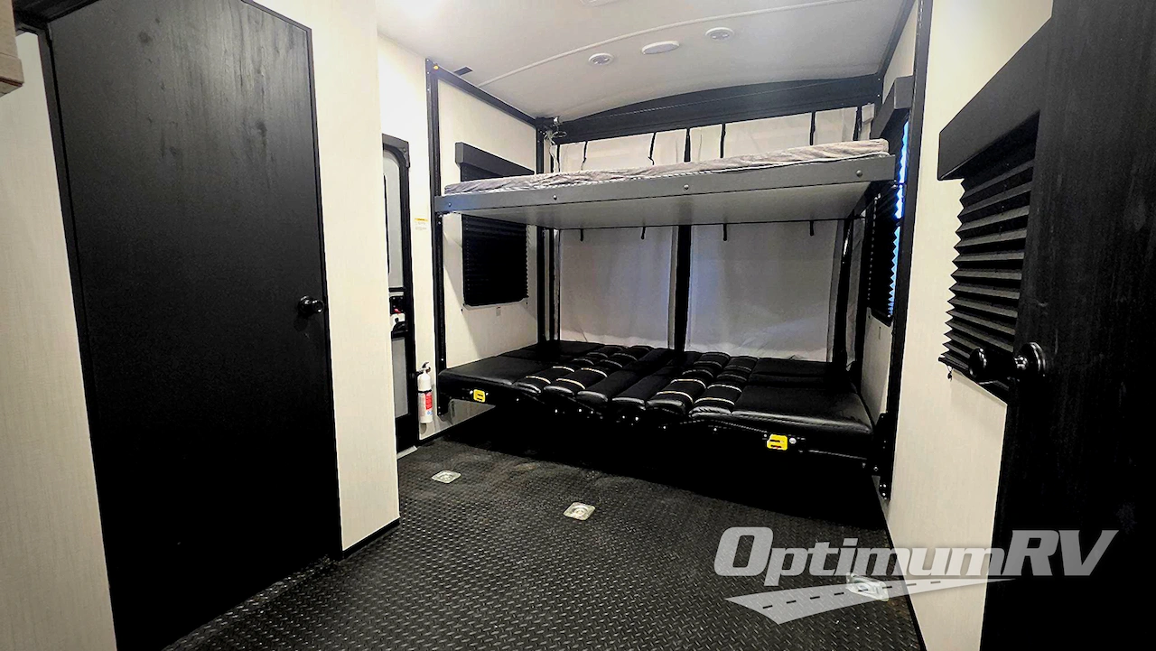 2024 Heartland Torque T322 Photo 12
