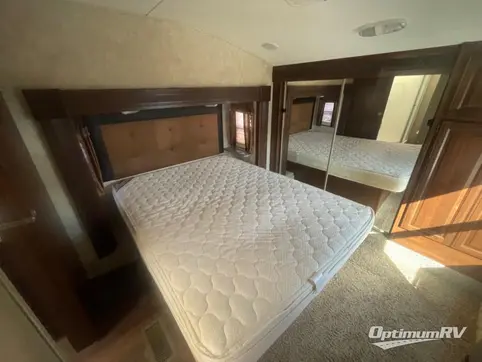 2015 Keystone Cougar 303RLS RV Photo 3