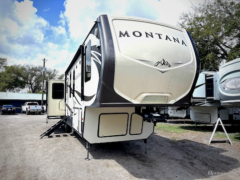 Used 2017 Keystone Montana 3950BR Featured Photo