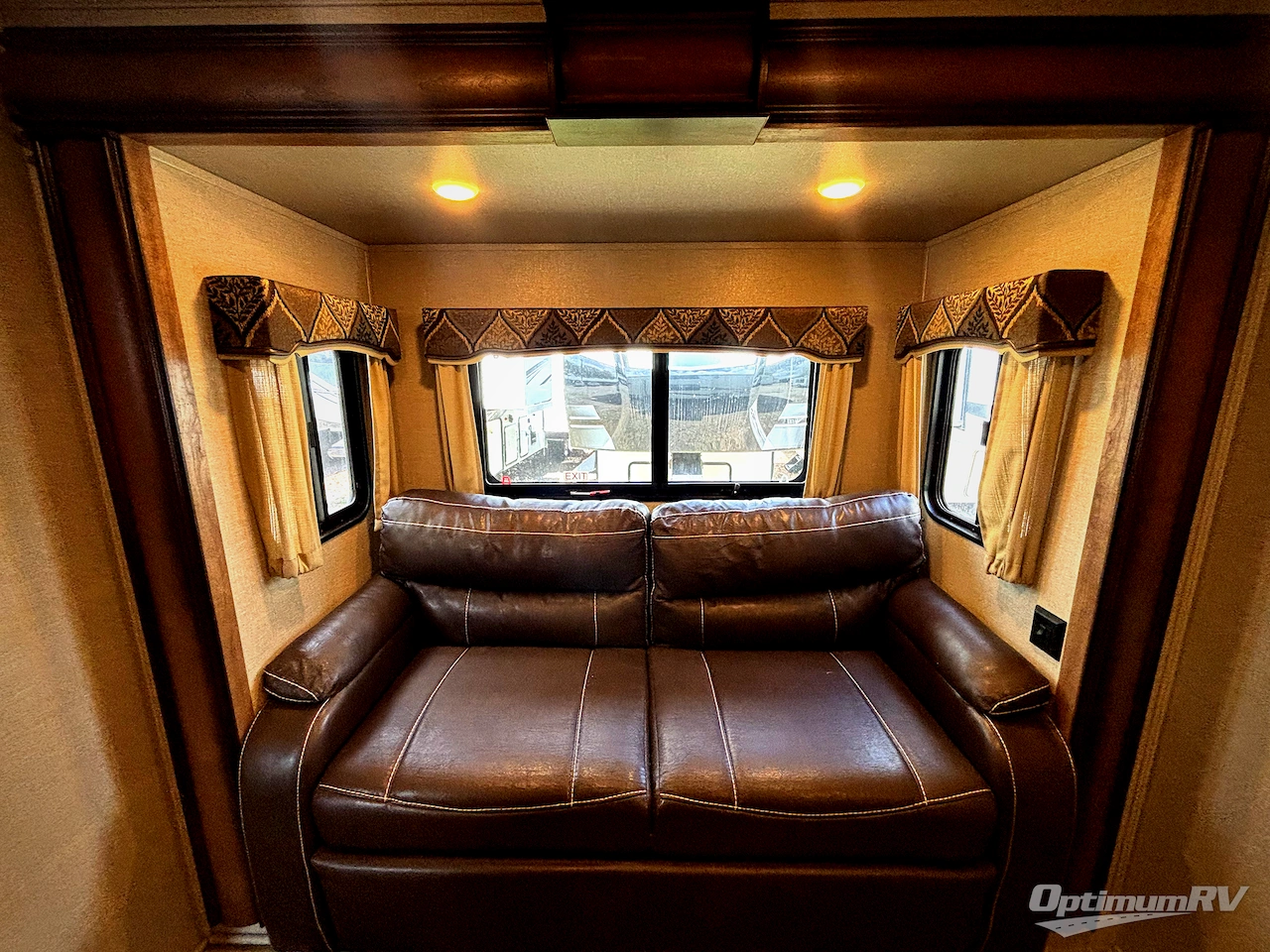 2017 Keystone Montana 3950BR Photo 15