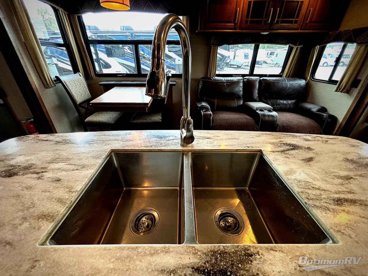 2017 Keystone Montana 3950BR Photo 20