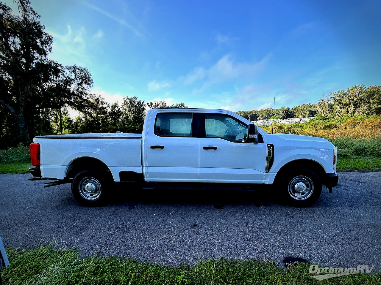 2024 Ford Super Duty F250 Photo 2